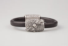 Bracelet Viking Têtes de loup (Skoll et Hati) en cuir tréssé et bronze plaqué argent